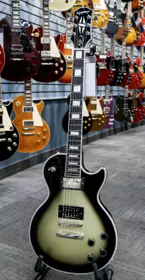 Epiphone - Adam Jones Les Paul Custom Art Collection: Julie Heffernan's ''Self Portrait as Not Dead Yet'' - Antique Silverburst 2